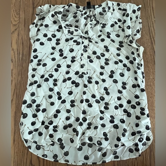 Cherry blouse - Picture 2 of 3